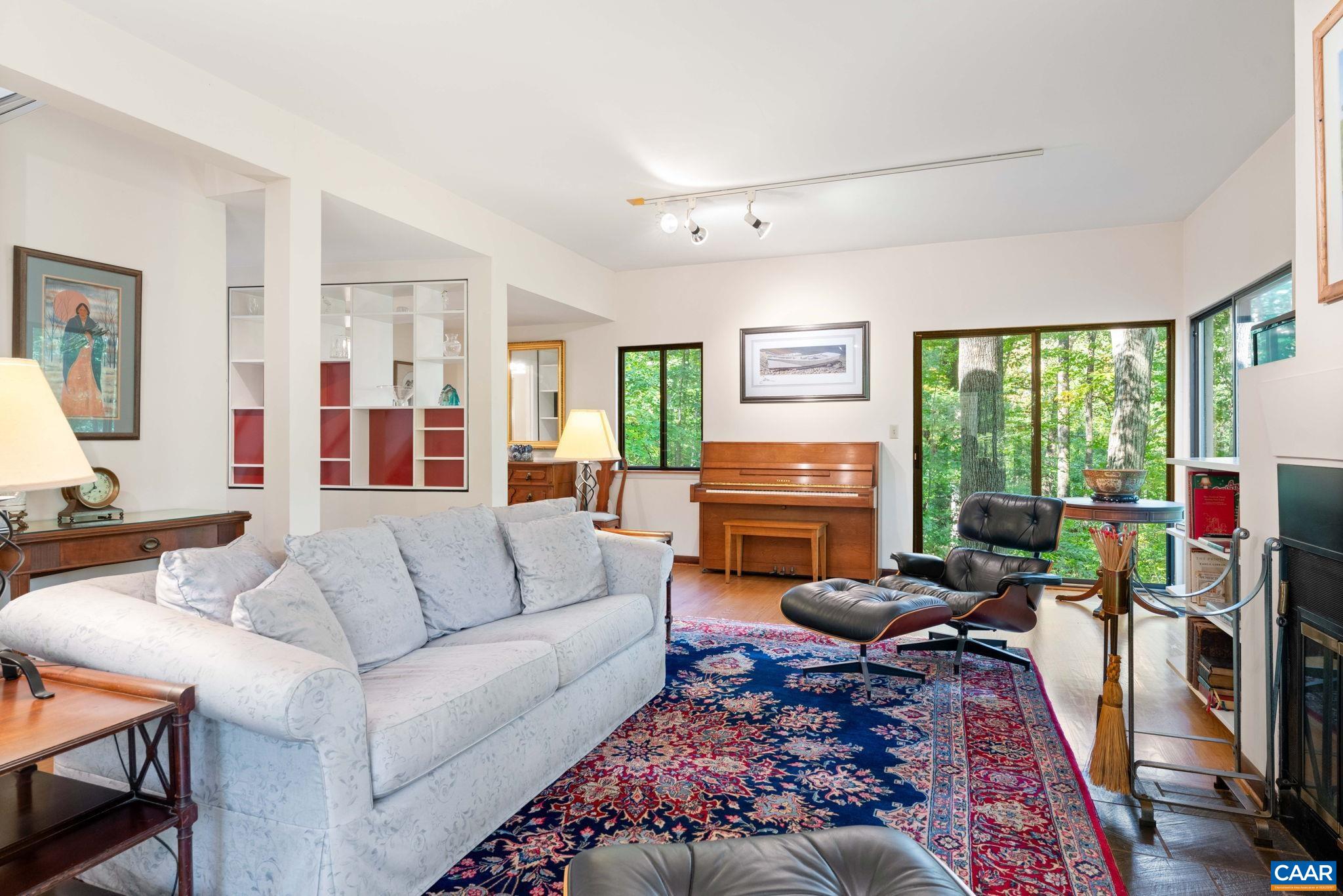 1665 BRANDYWINE DR