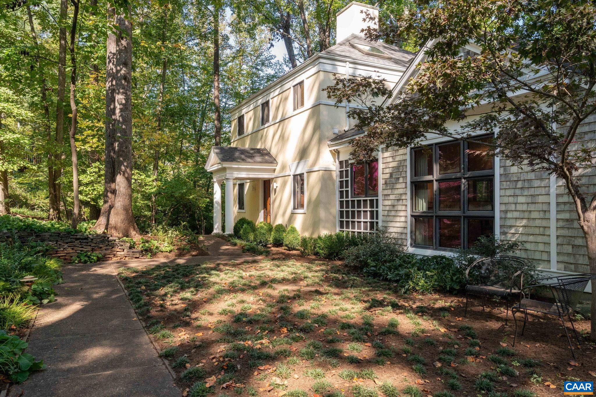 1665 BRANDYWINE DR