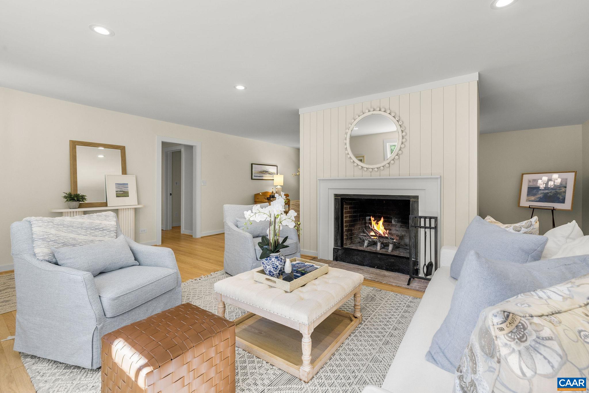 120 BUCKINGHAM RD