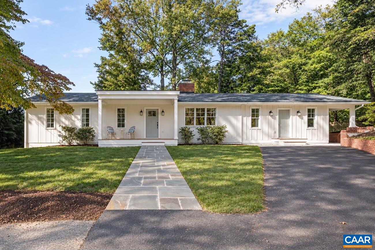 120 BUCKINGHAM RD