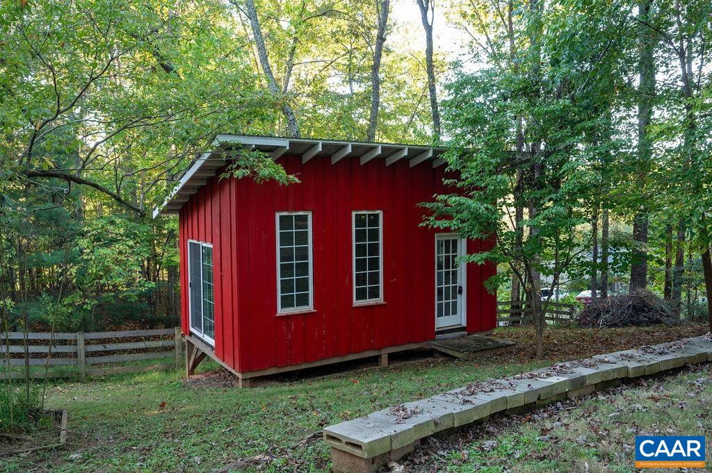 6319 SCHOOLHOUSE HL