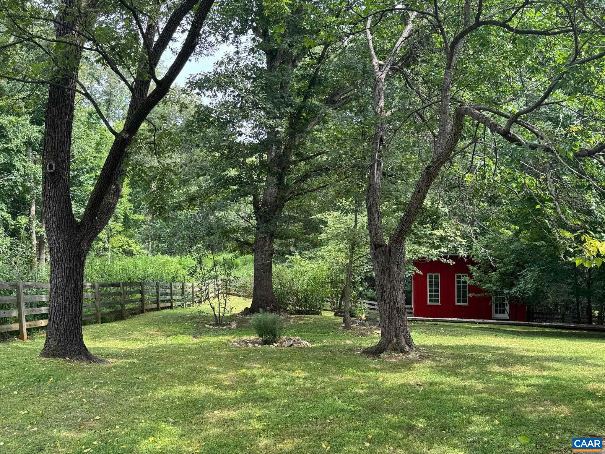6319 SCHOOLHOUSE HL