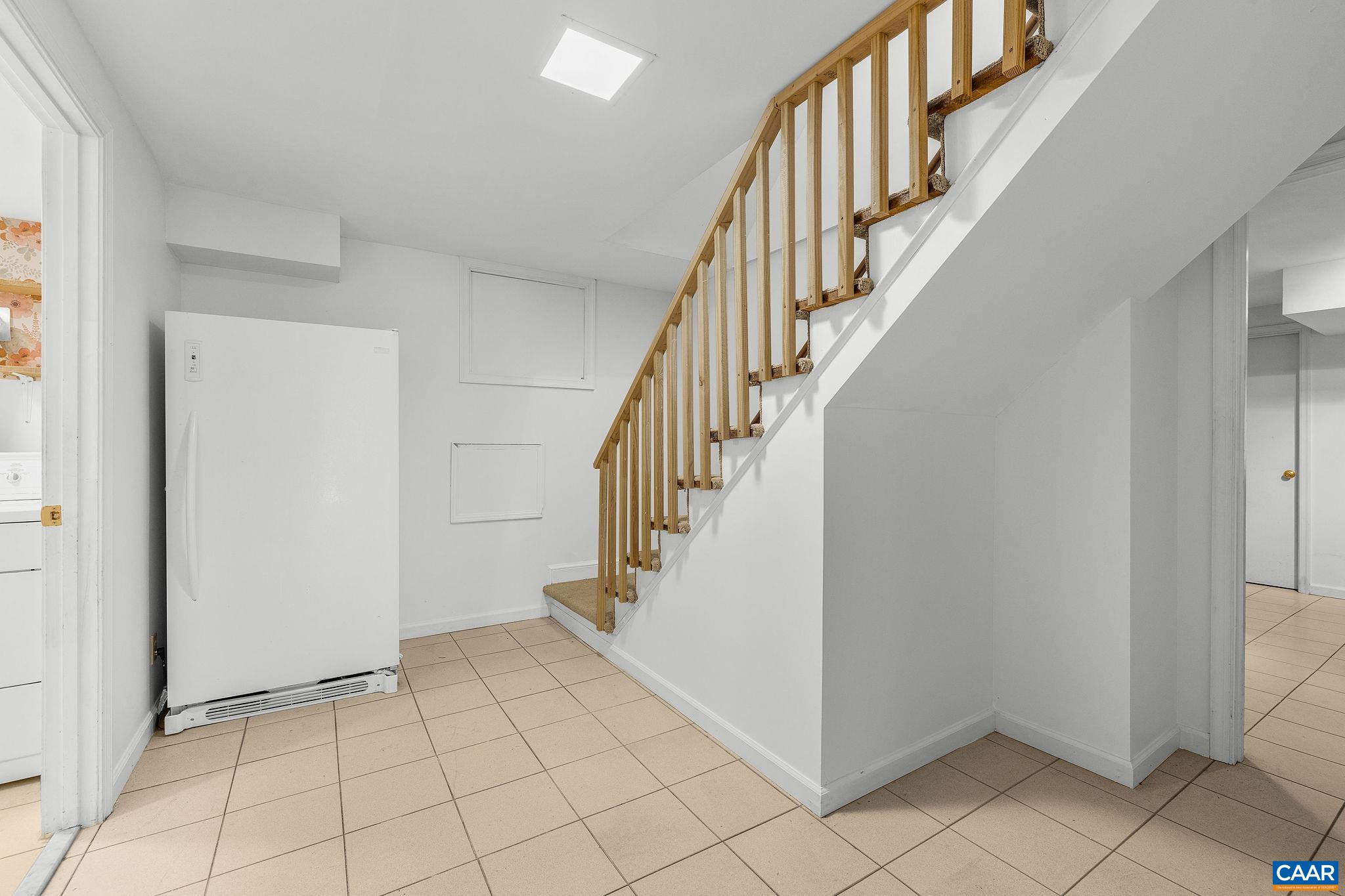 345 FOREST RIDGE RD