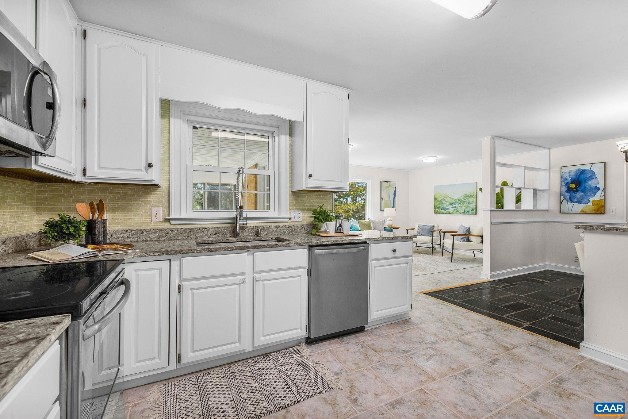 345 FOREST RIDGE RD