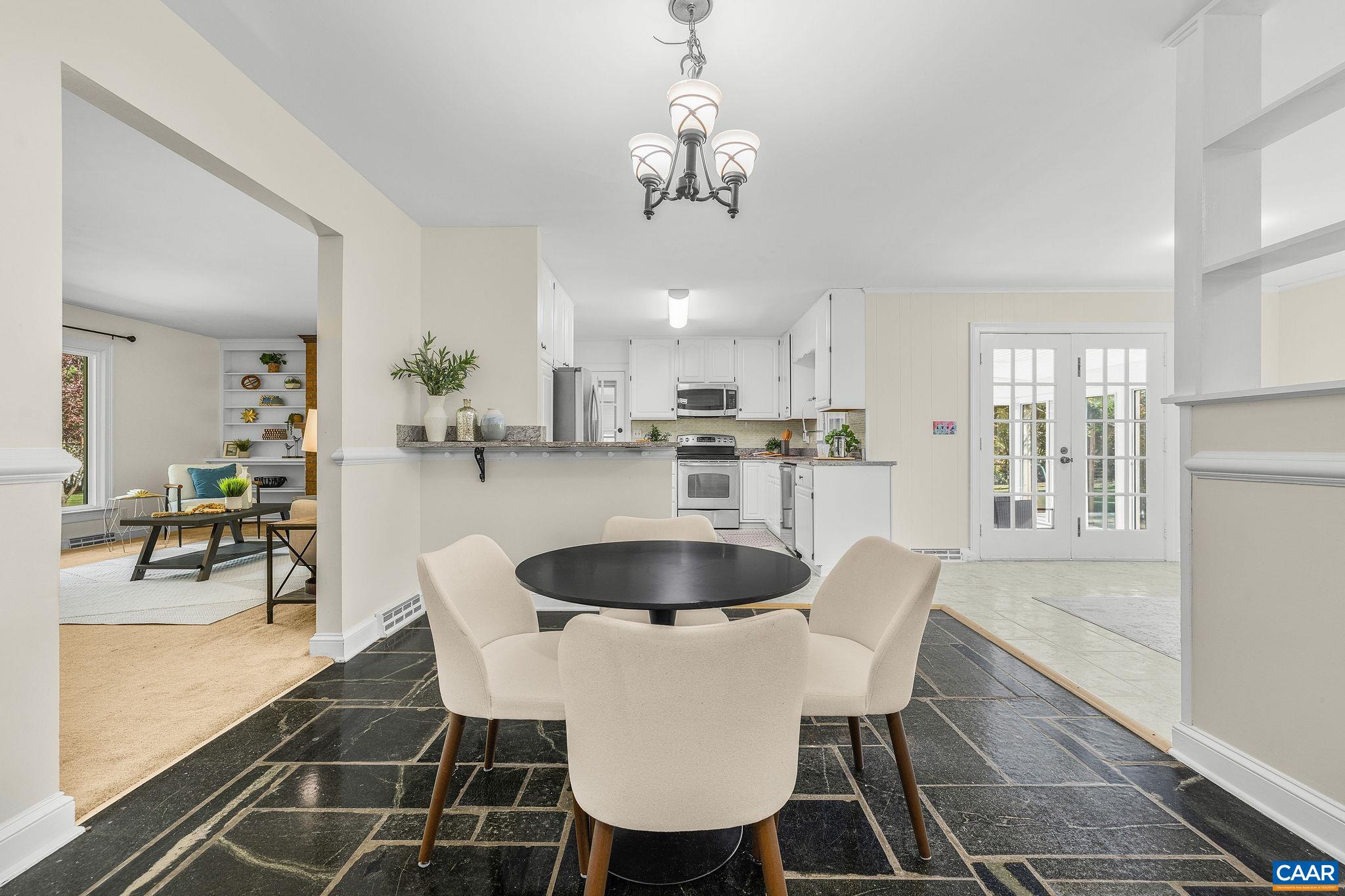 345 FOREST RIDGE RD