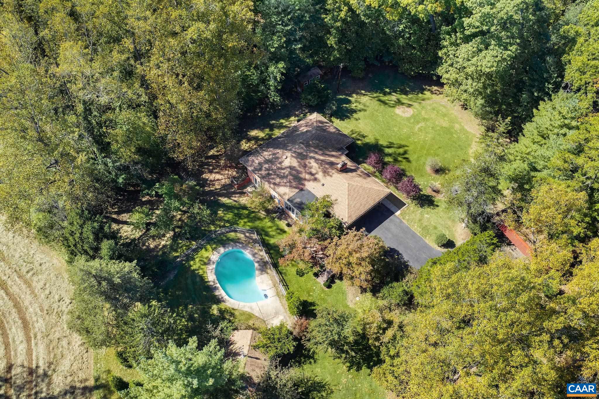 345 FOREST RIDGE RD