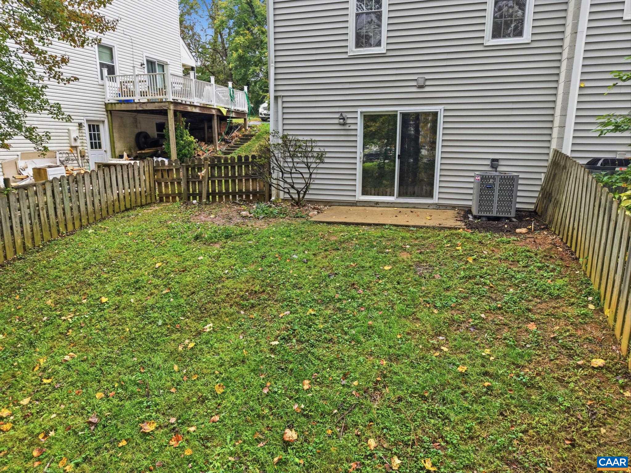 2384 WHITNEY CT