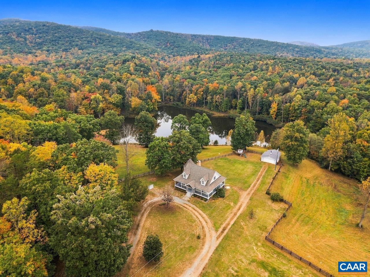 370 PINEY MOUNTAIN LN