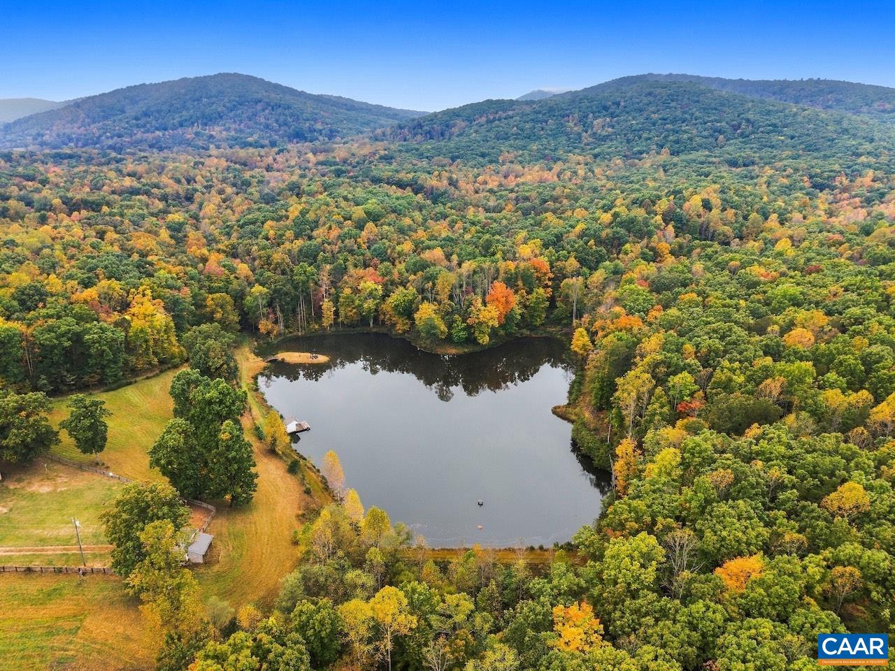 370 PINEY MOUNTAIN LN