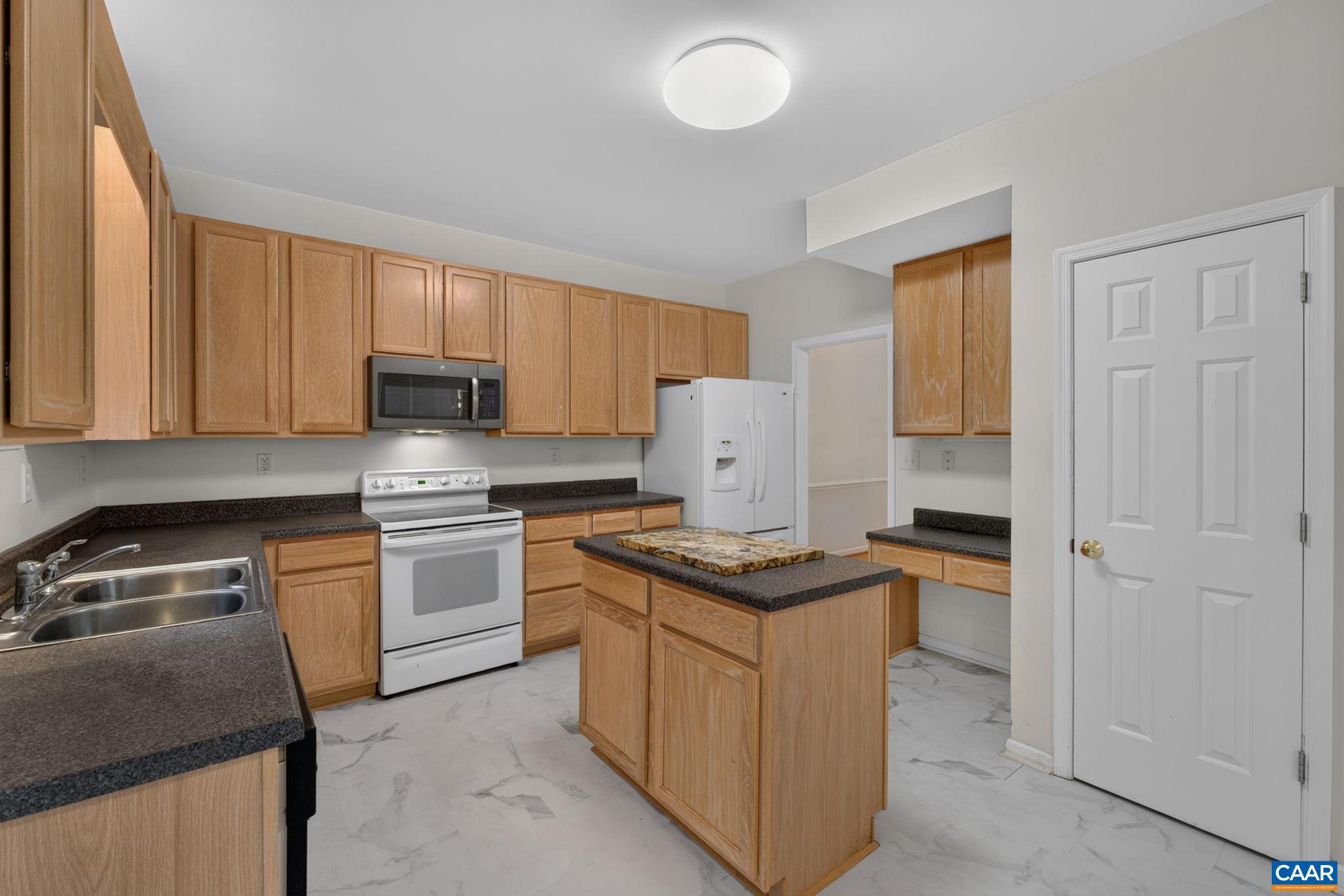 3010 MAGNOLIA BEND