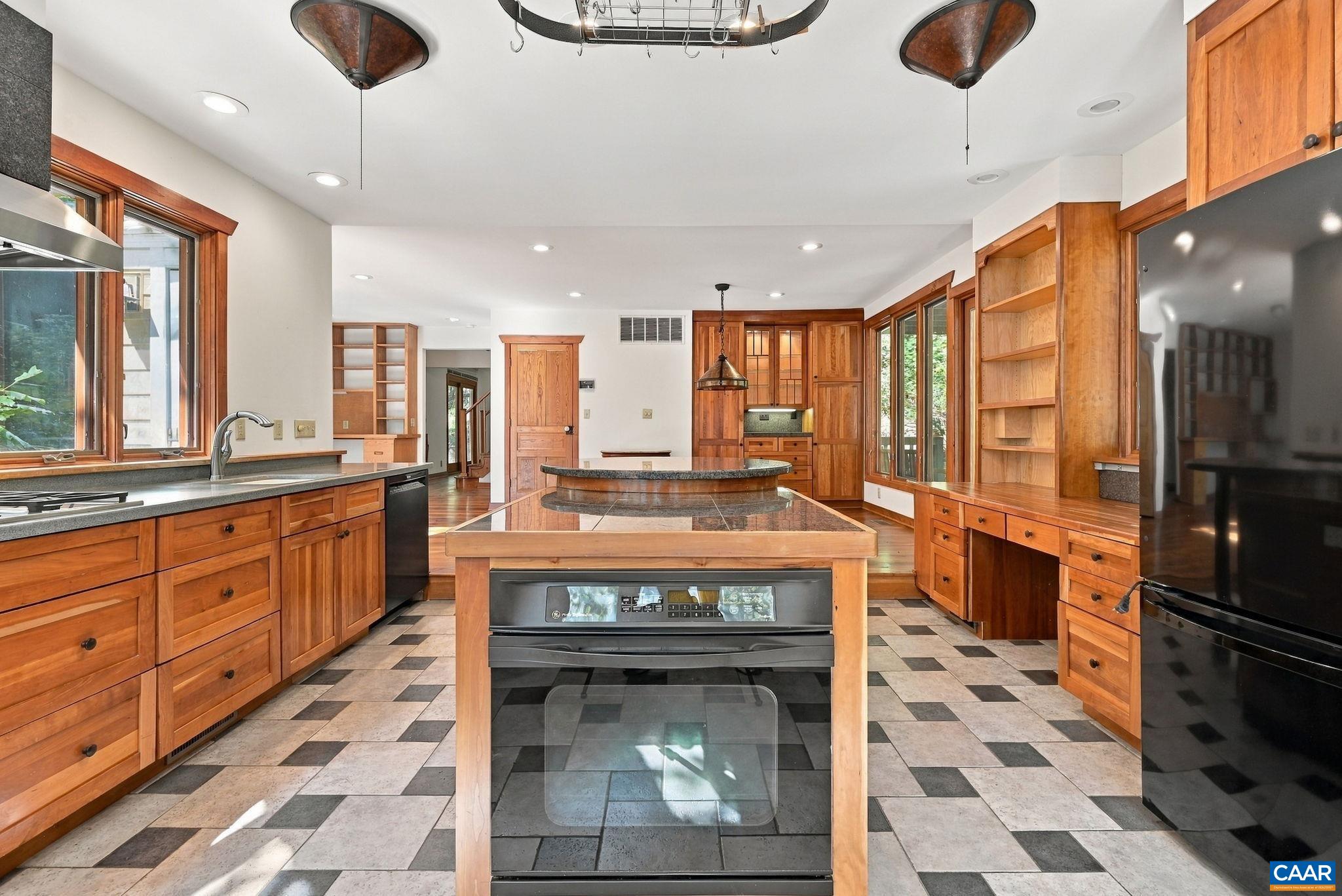 1956 LOCUST HOLLOW RD
