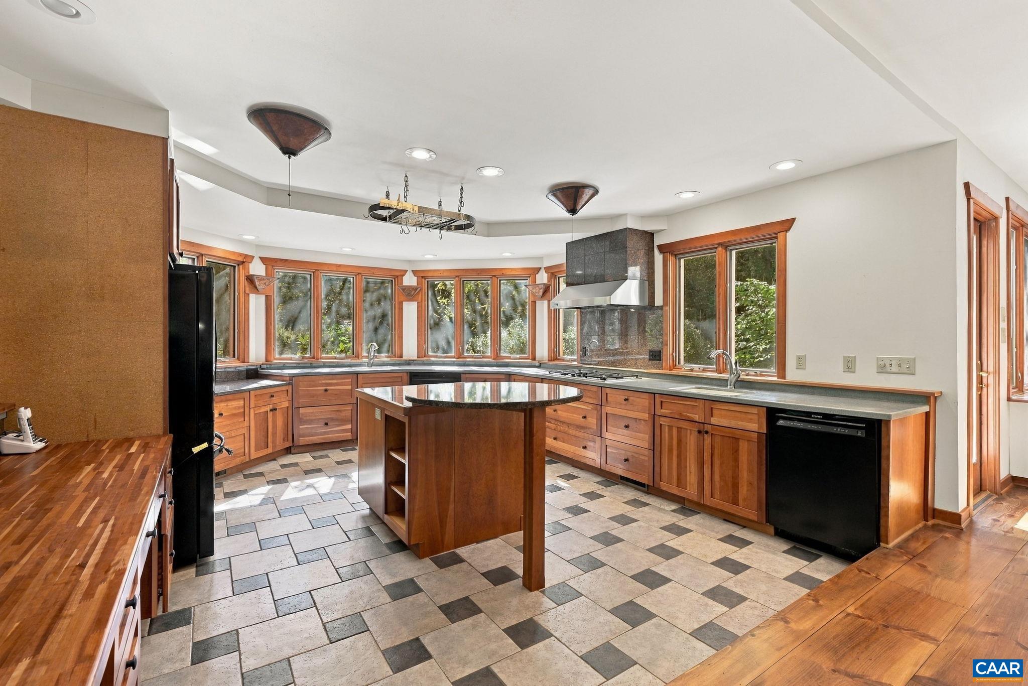 1956 LOCUST HOLLOW RD
