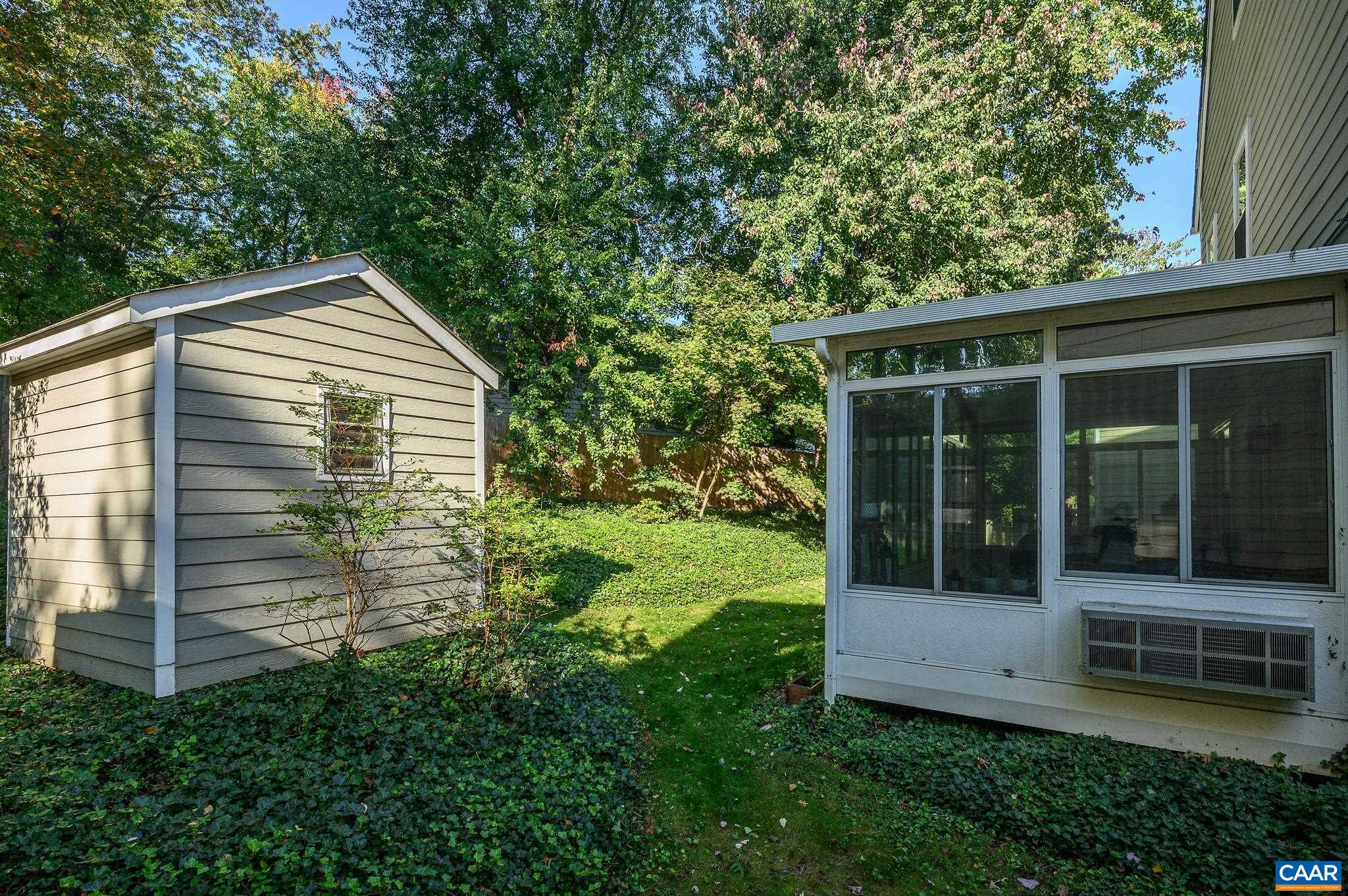 111 AMHERST COMMONS