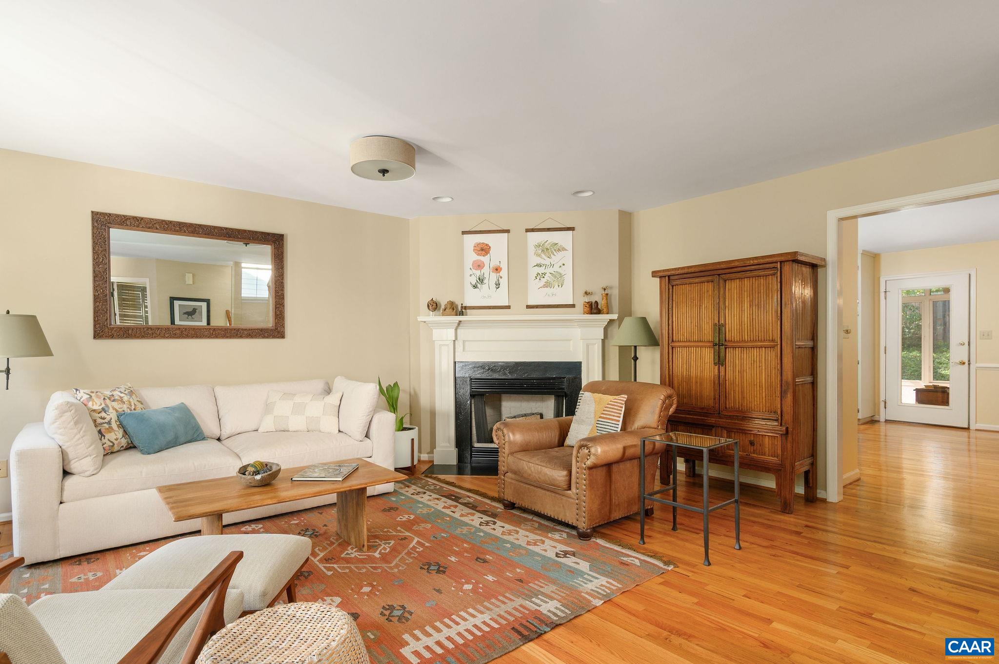 111 AMHERST COMMONS
