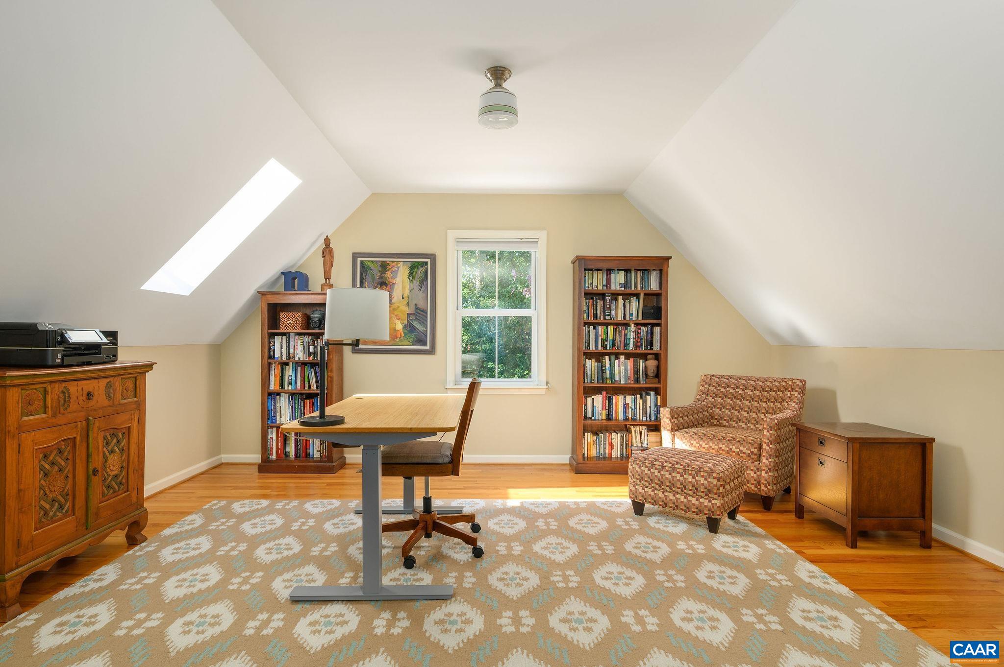 111 AMHERST COMMONS