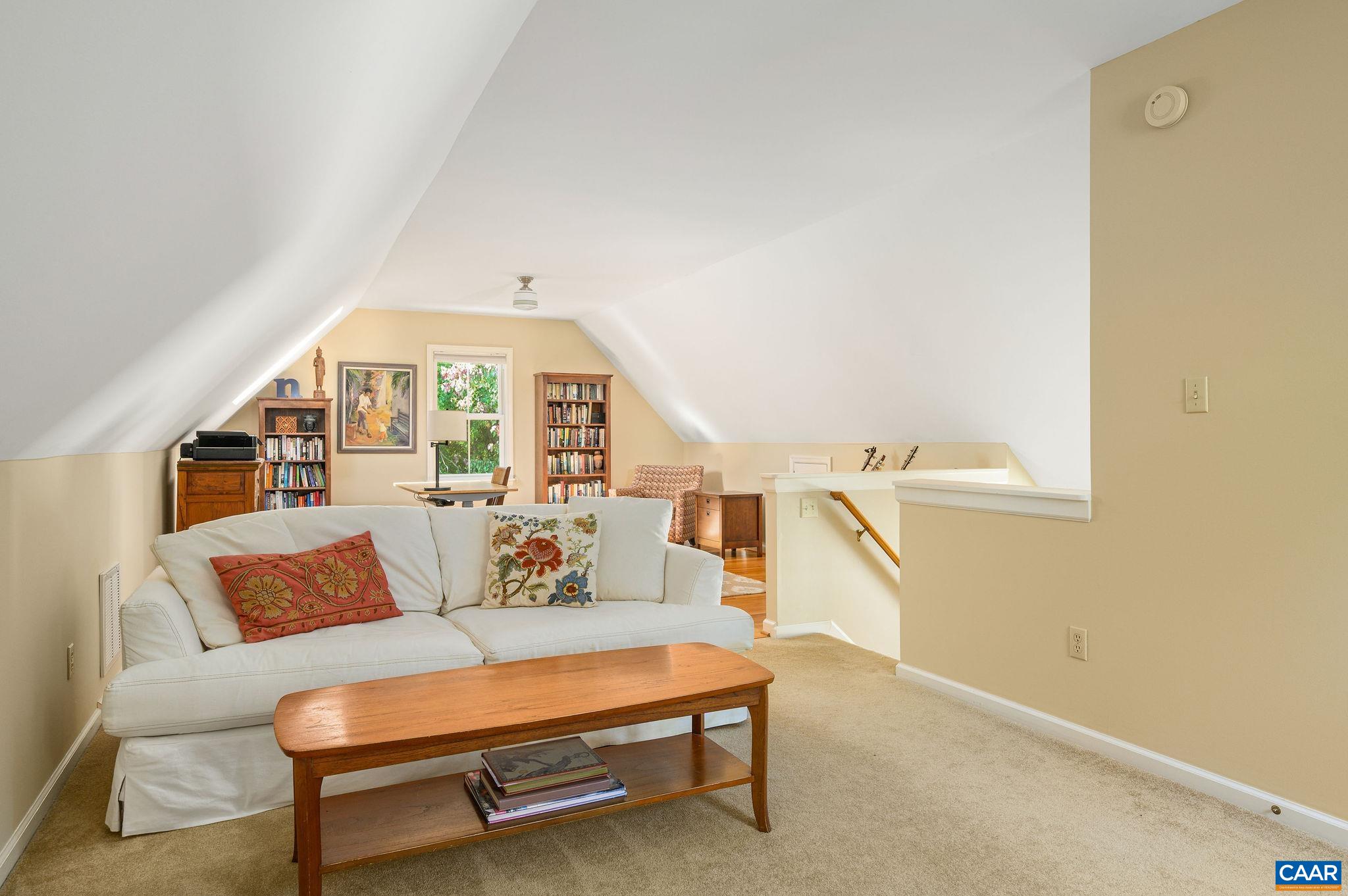 111 AMHERST COMMONS