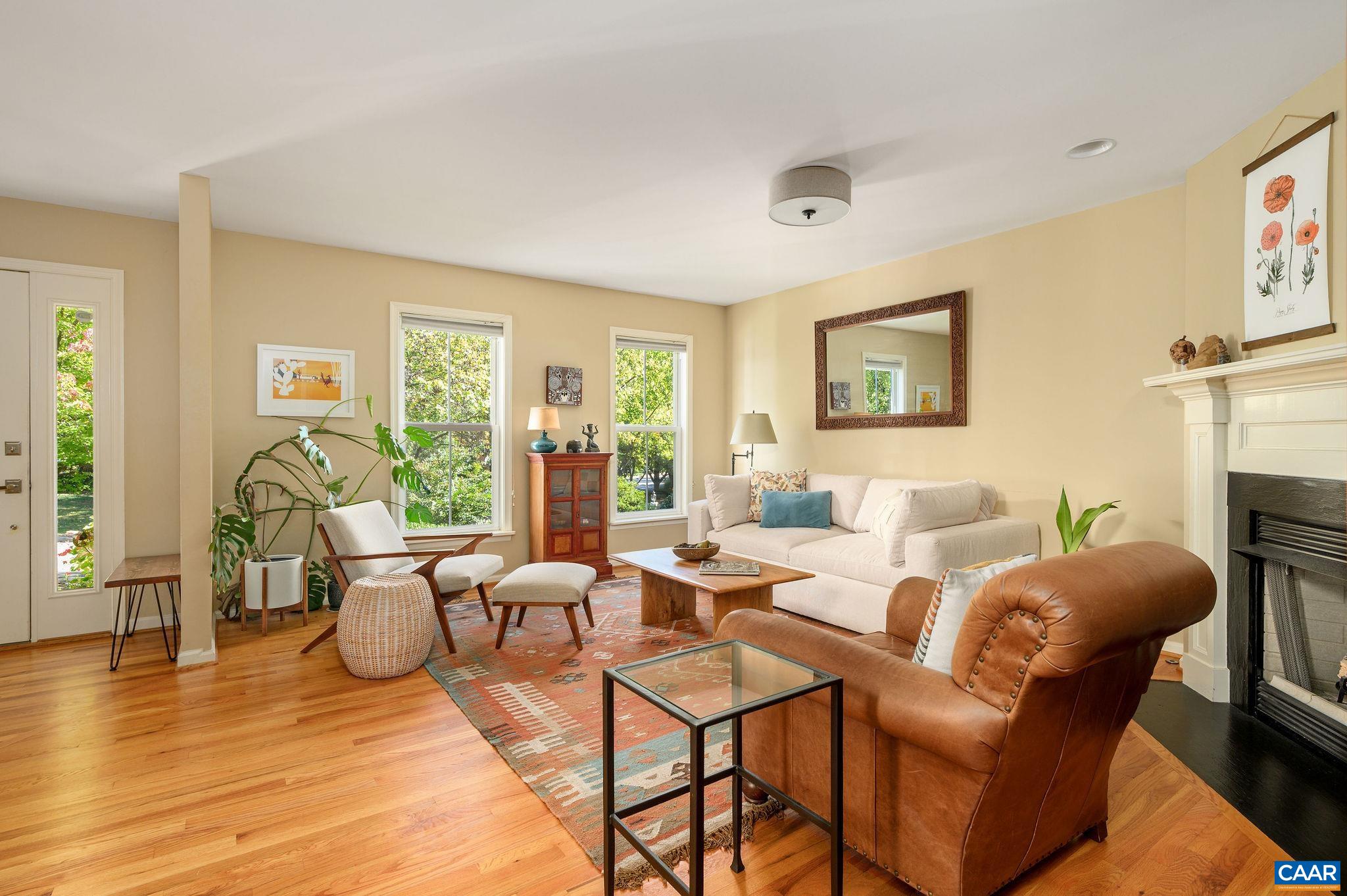 111 AMHERST COMMONS