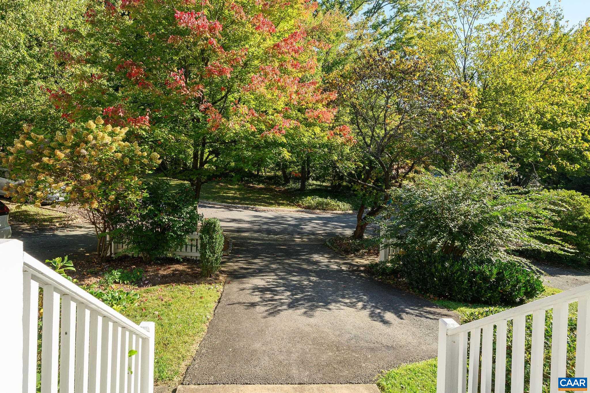 111 AMHERST COMMONS