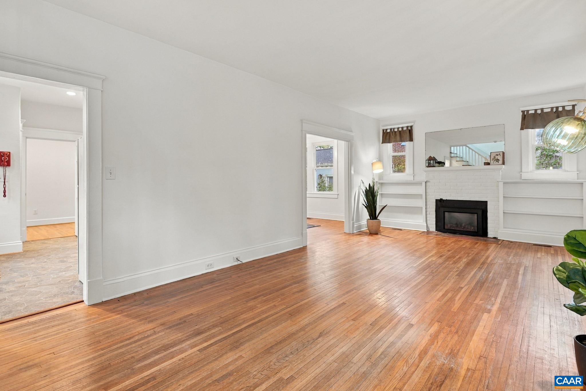 2706 JEFFERSON PARK AVE