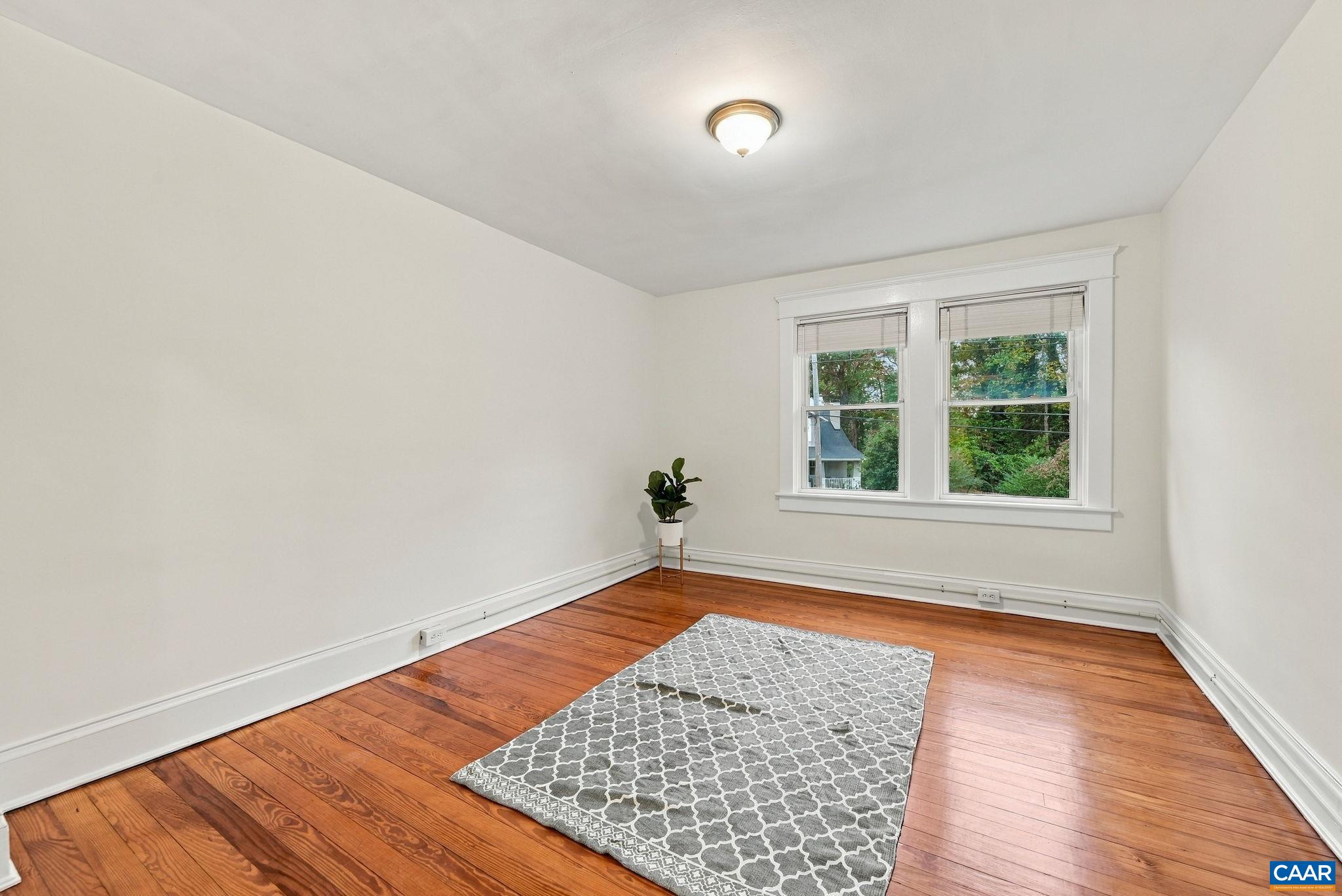 2706 JEFFERSON PARK AVE