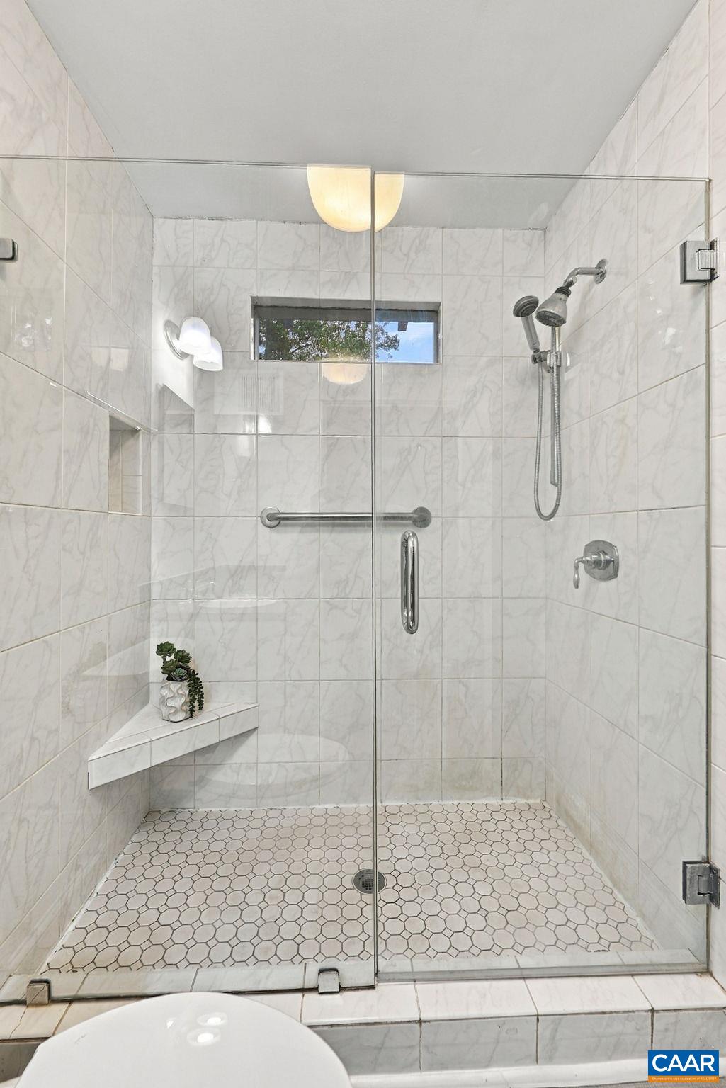 2706 JEFFERSON PARK AVE