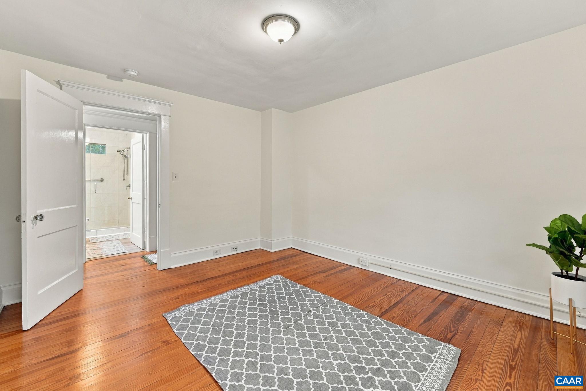 2706 JEFFERSON PARK AVE