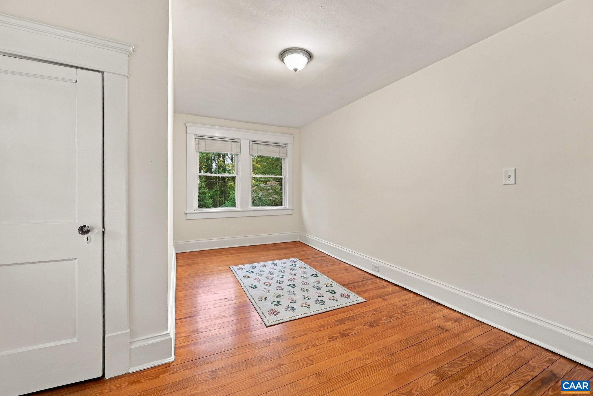 2706 JEFFERSON PARK AVE