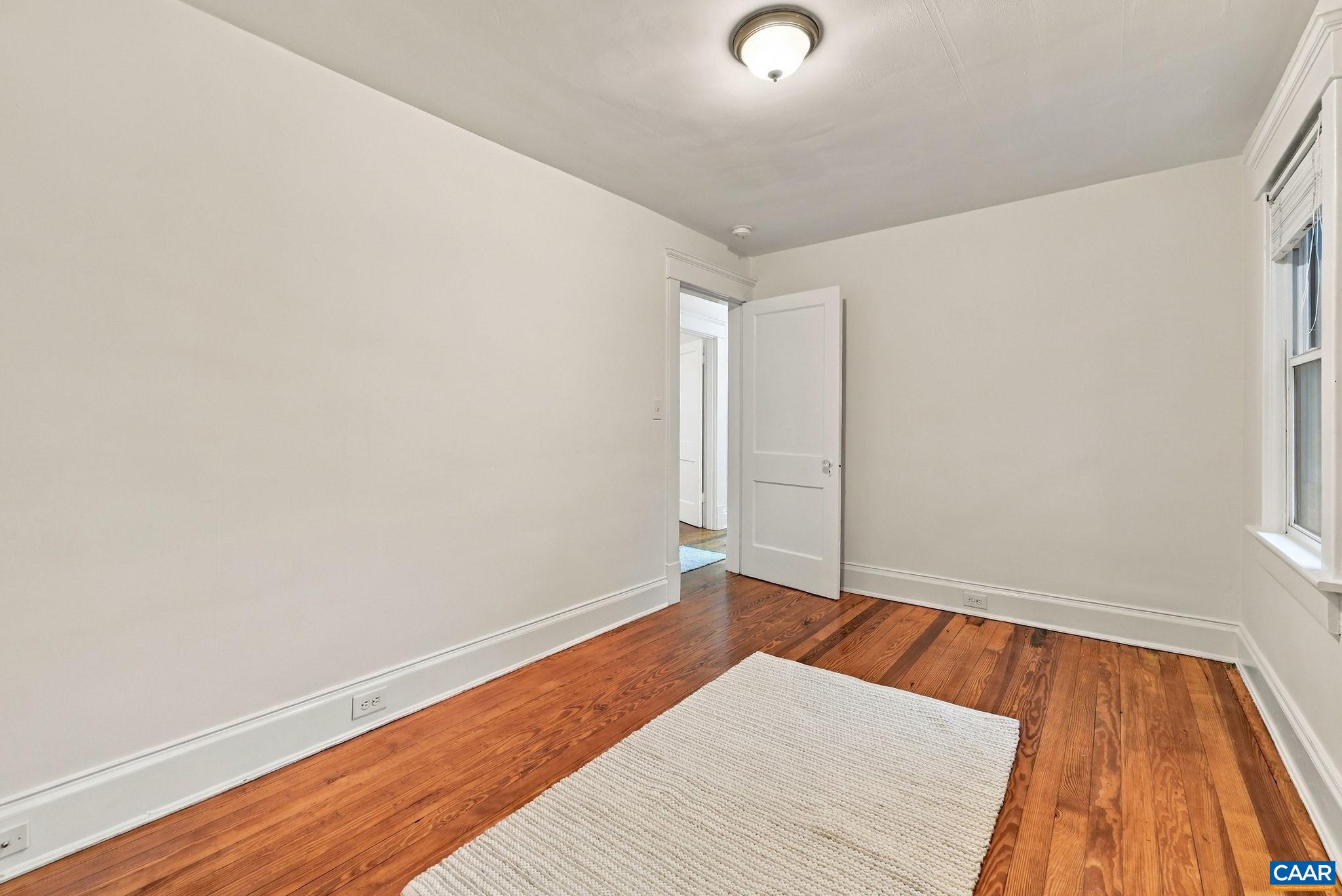 2706 JEFFERSON PARK AVE