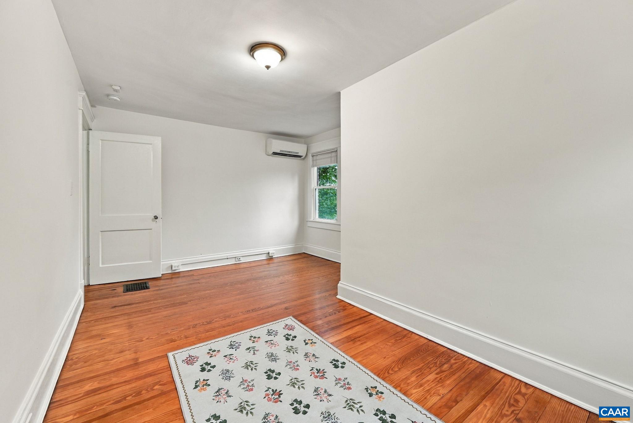 2706 JEFFERSON PARK AVE
