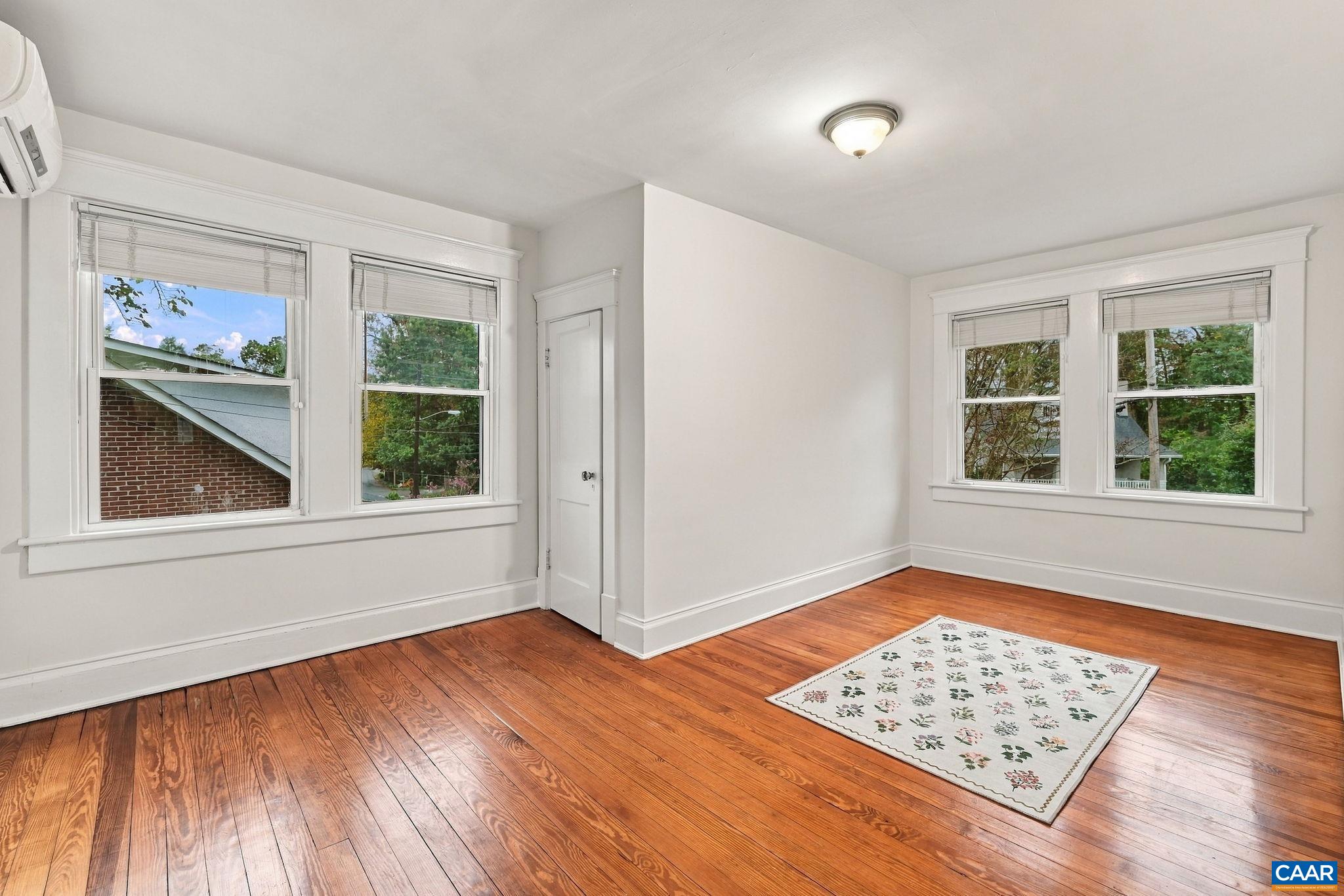 2706 JEFFERSON PARK AVE