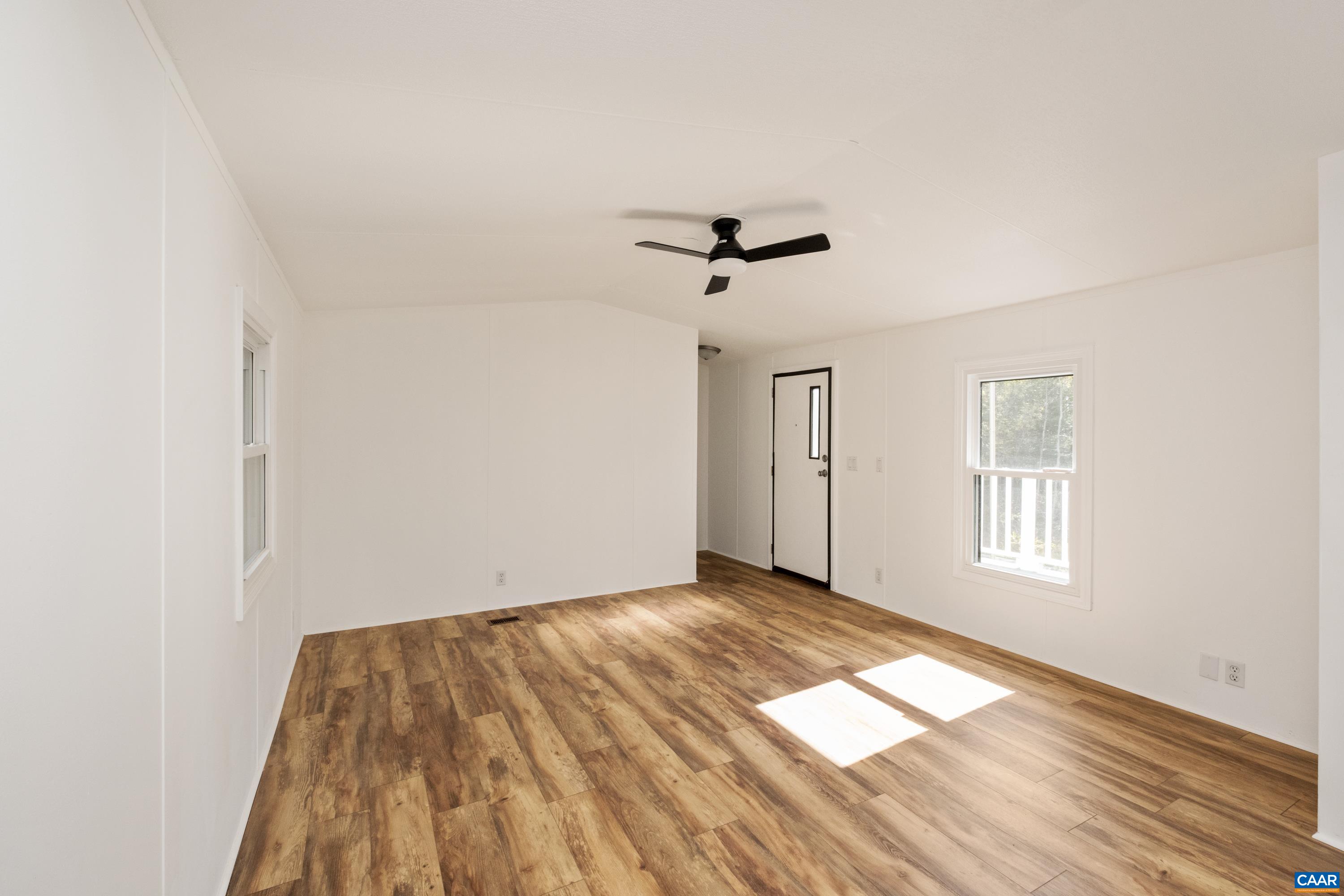 394 COLLEEN RD