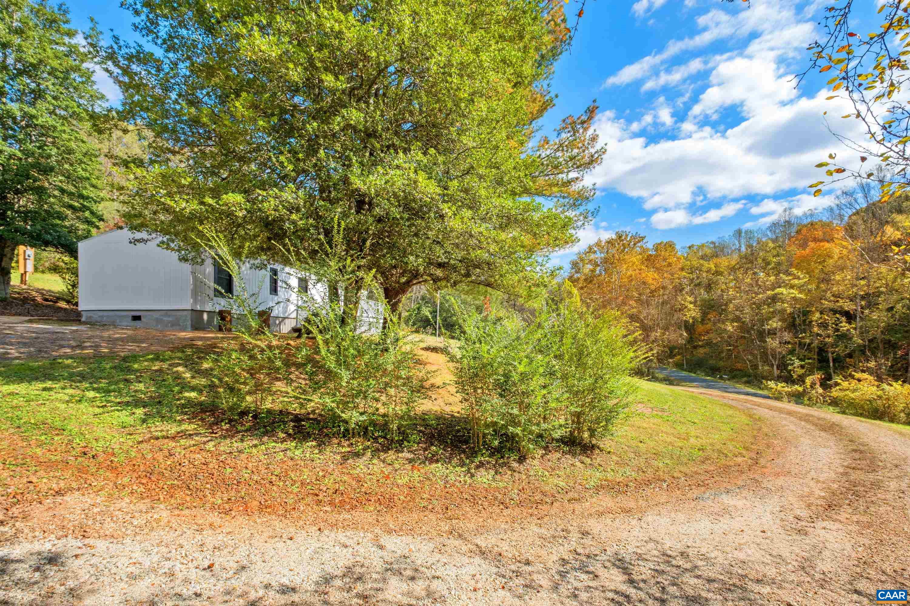 394 COLLEEN RD