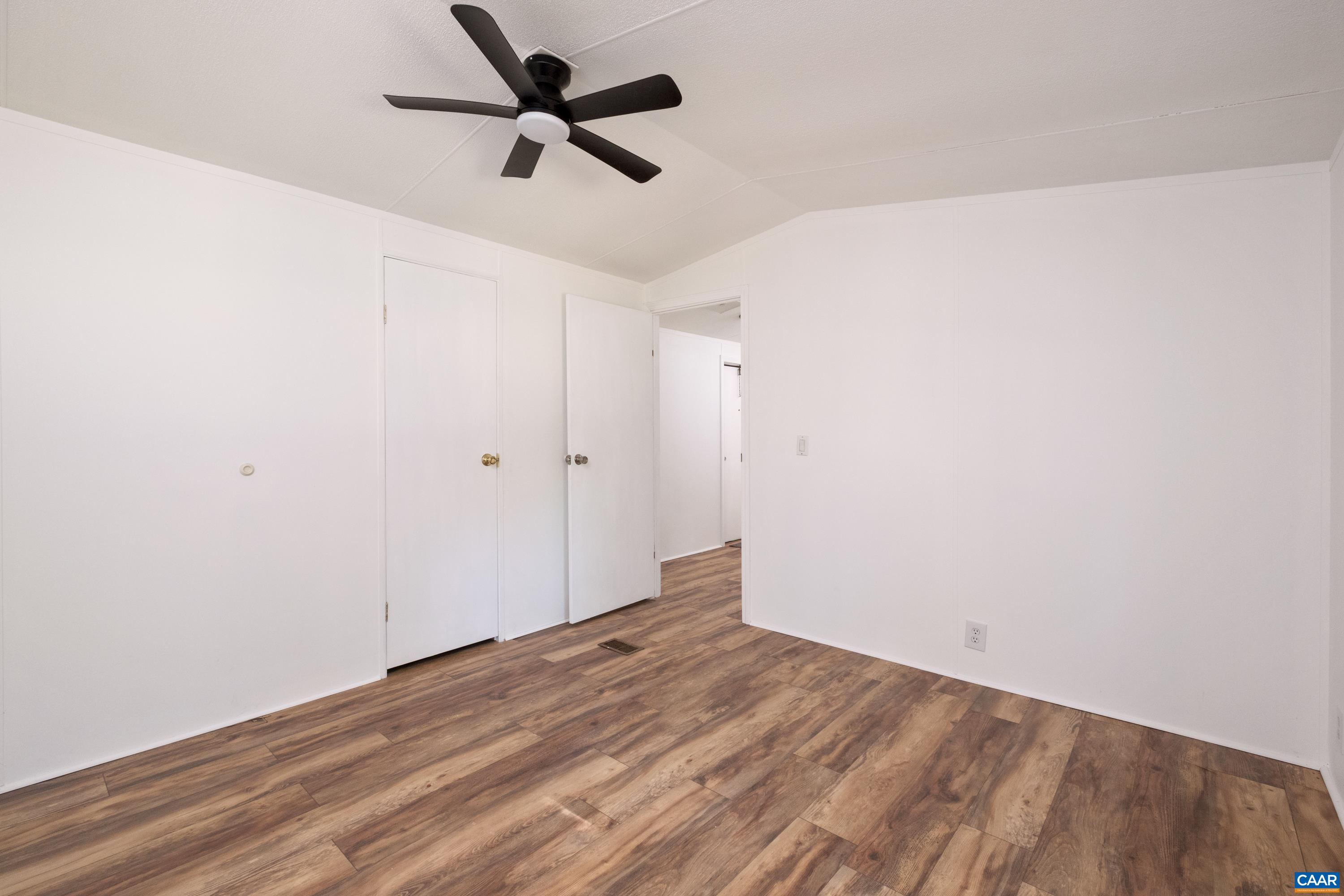 394 COLLEEN RD