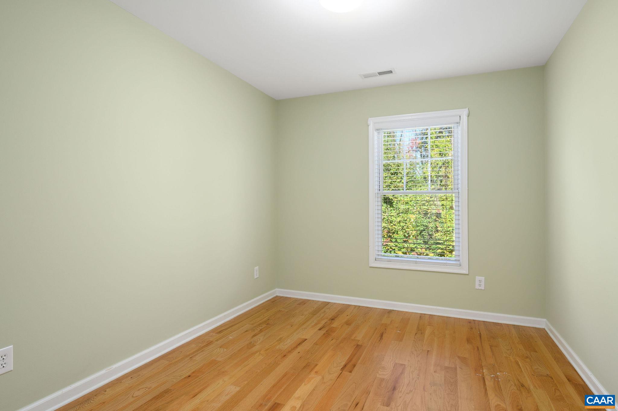 121 OLD FIFTH CIR
