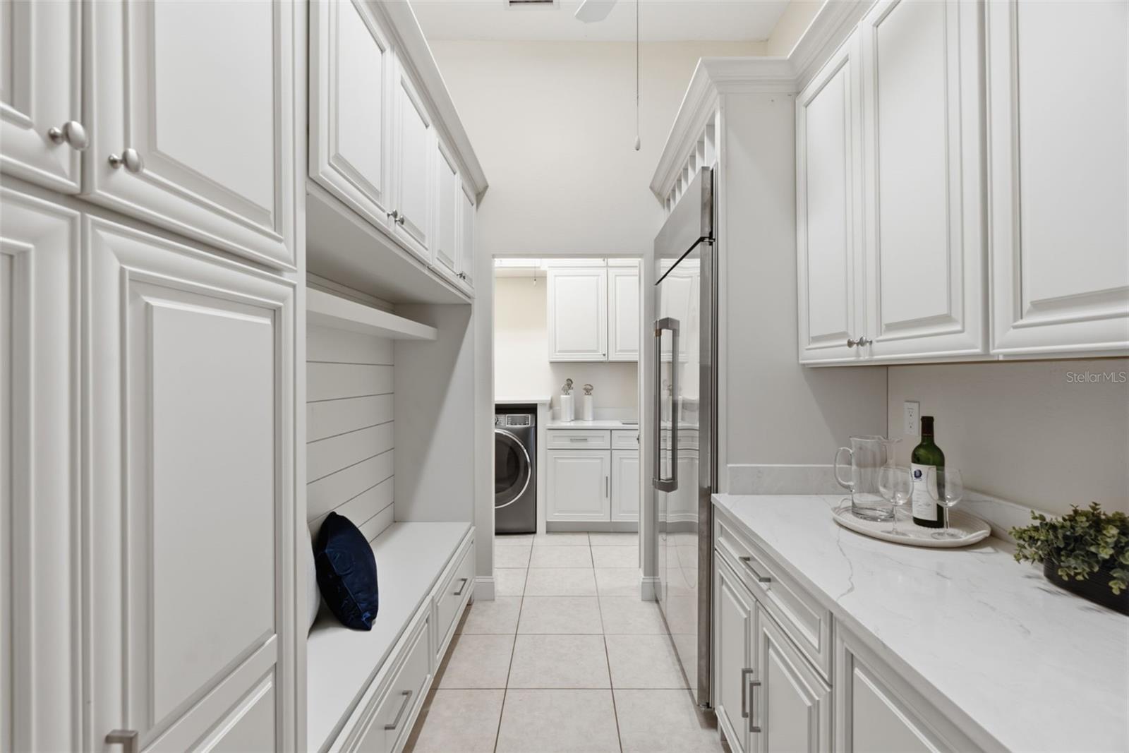 18655 AVENUE CAPRI