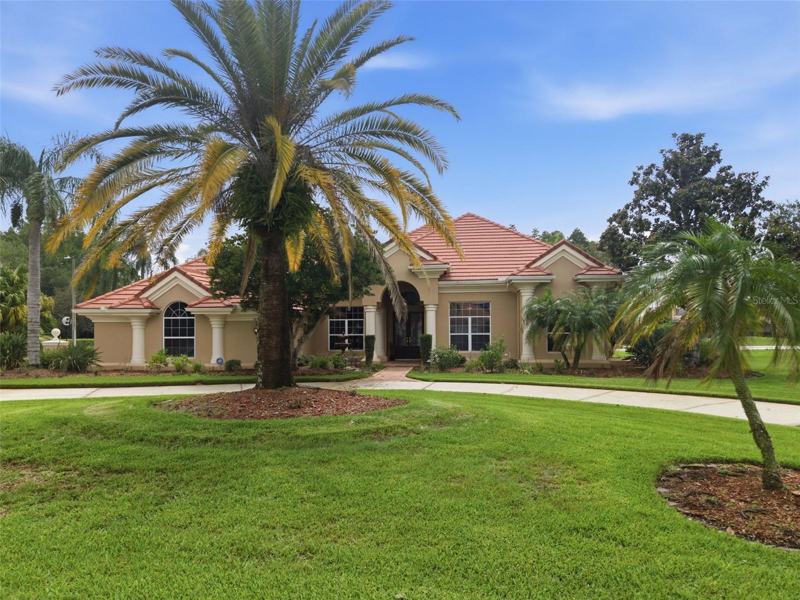 18655 AVENUE CAPRI