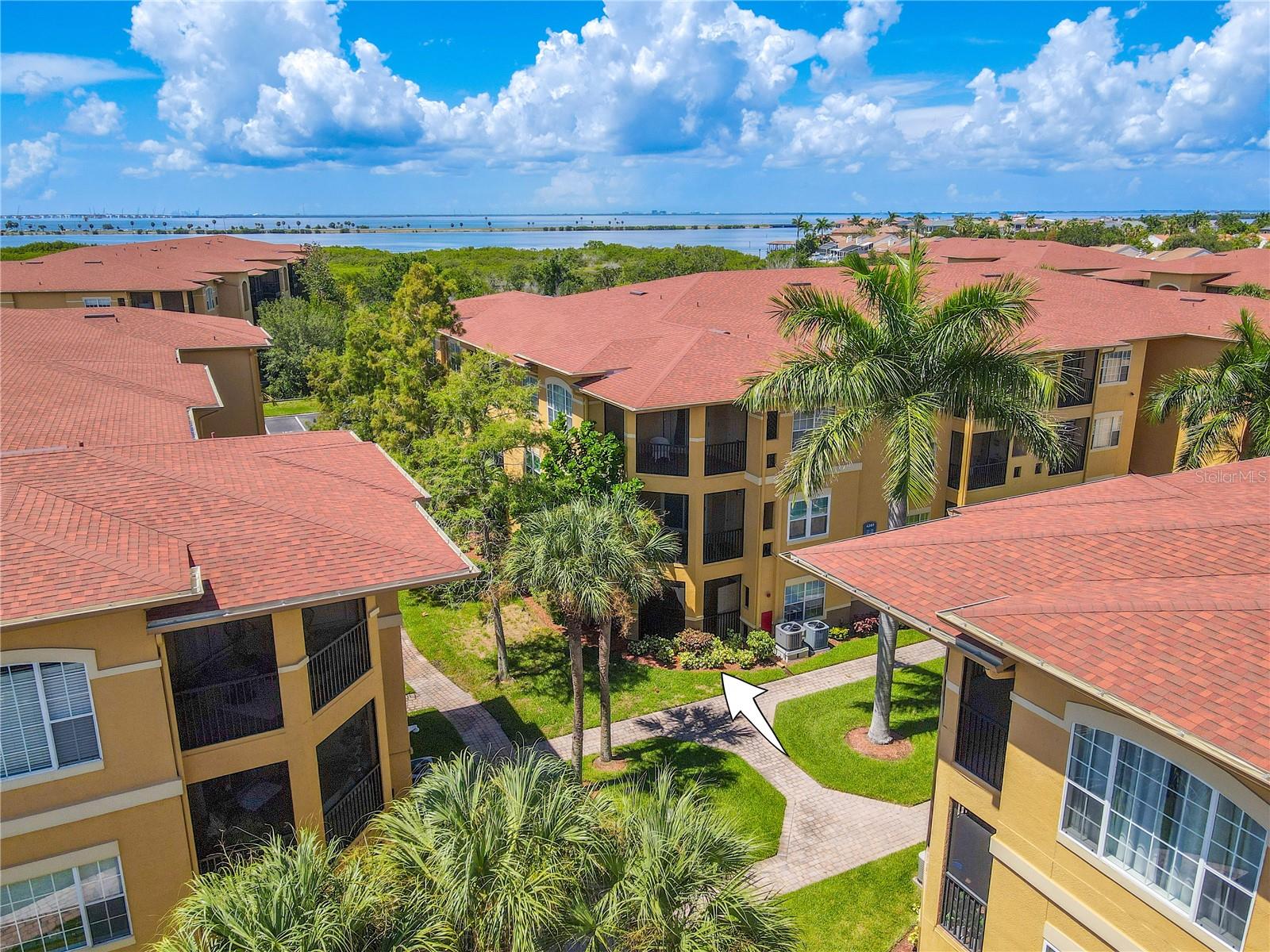 4309 BAYSIDE VILLAGE DR #105