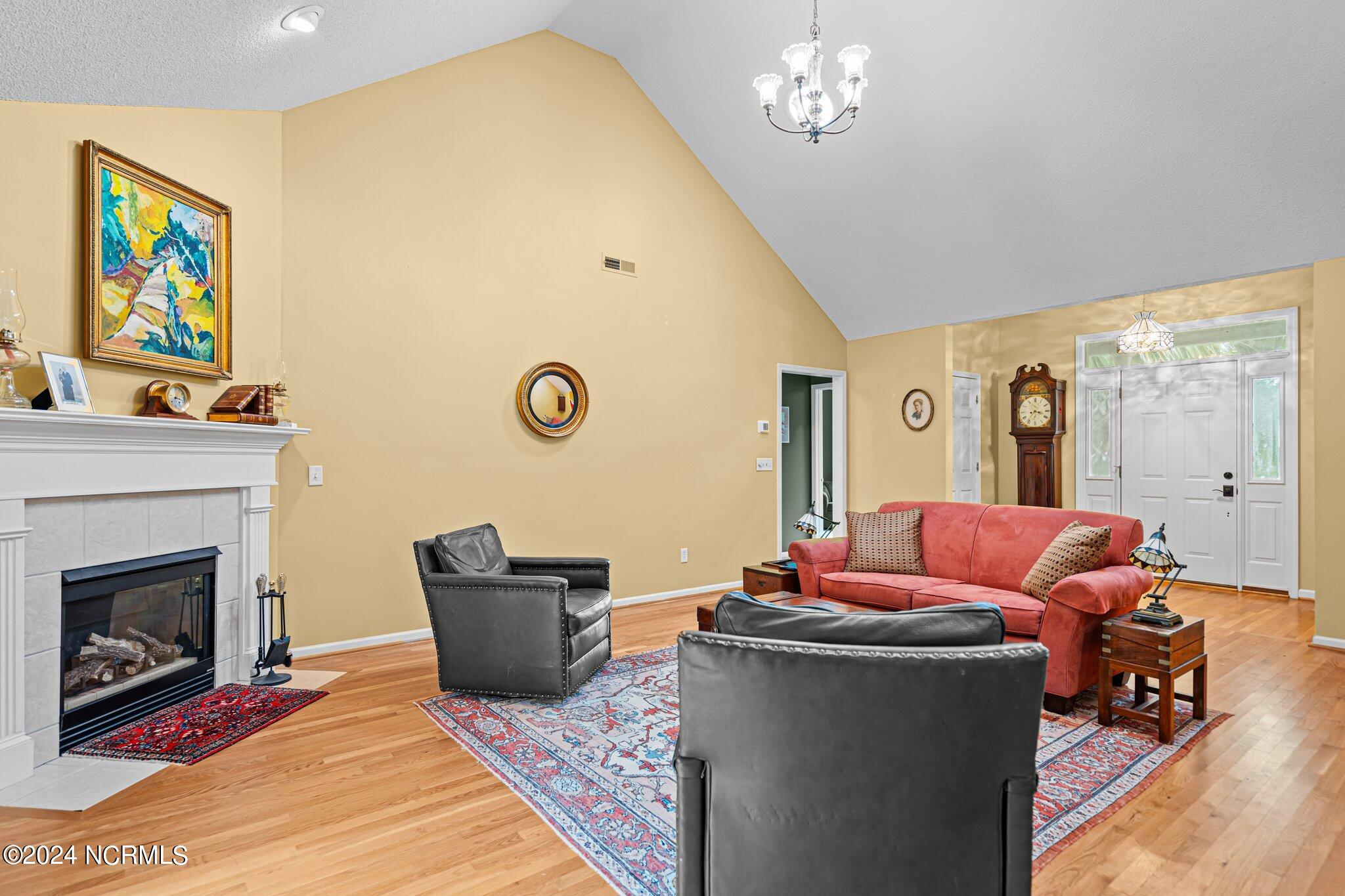 638 Sea Castle Court