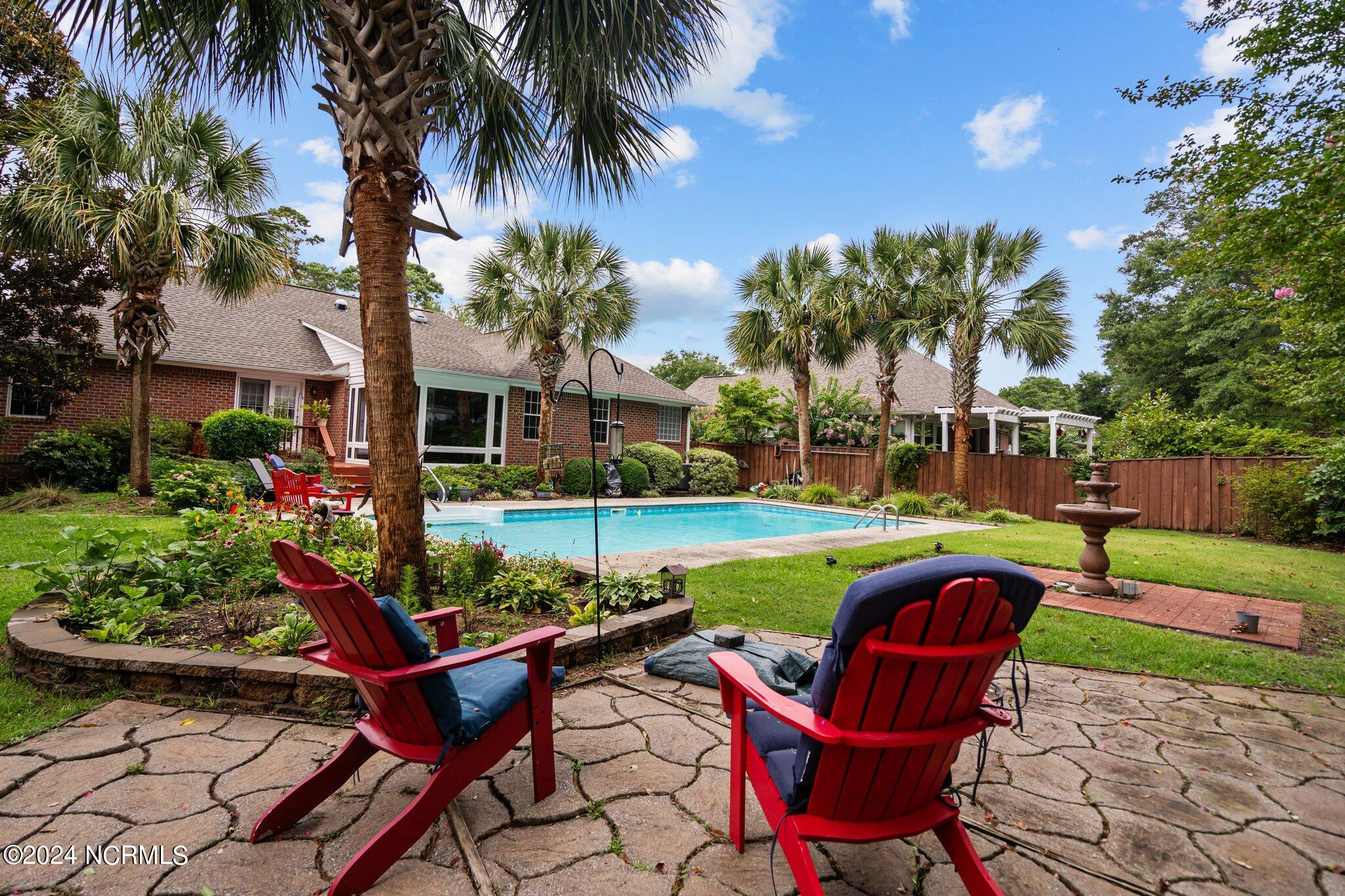 638 Sea Castle Court