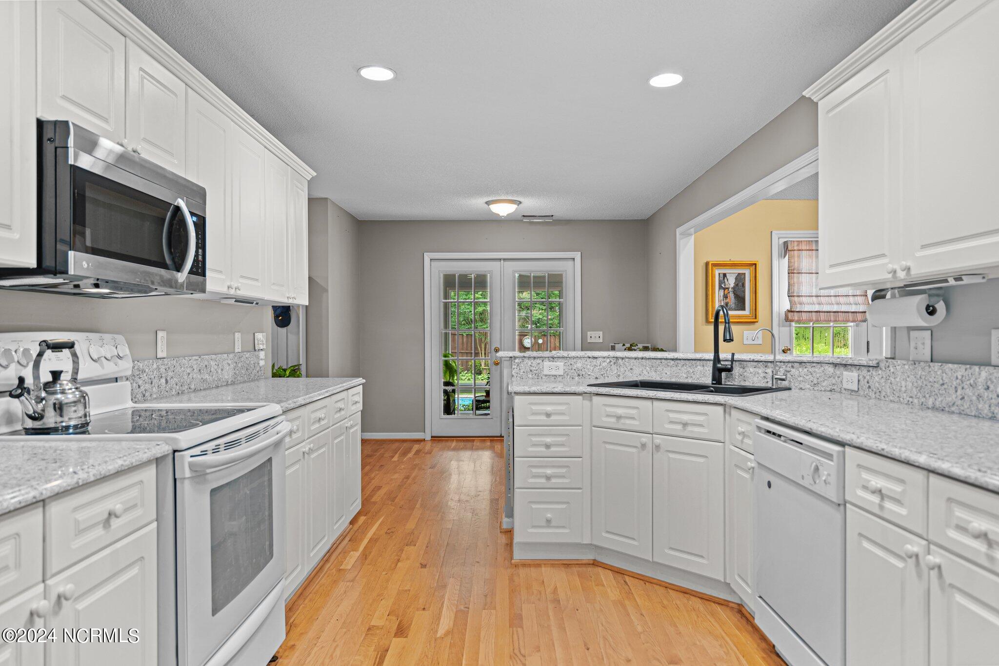 638 Sea Castle Court