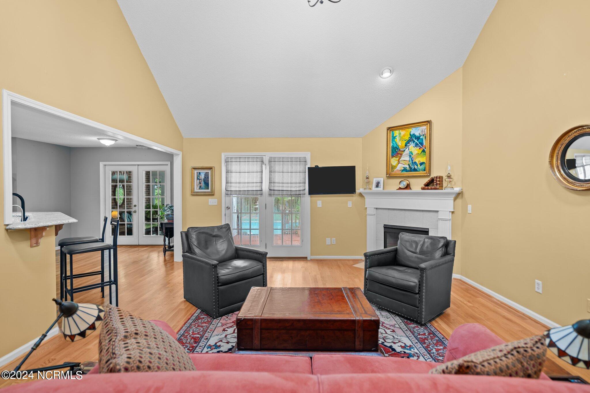 638 Sea Castle Court