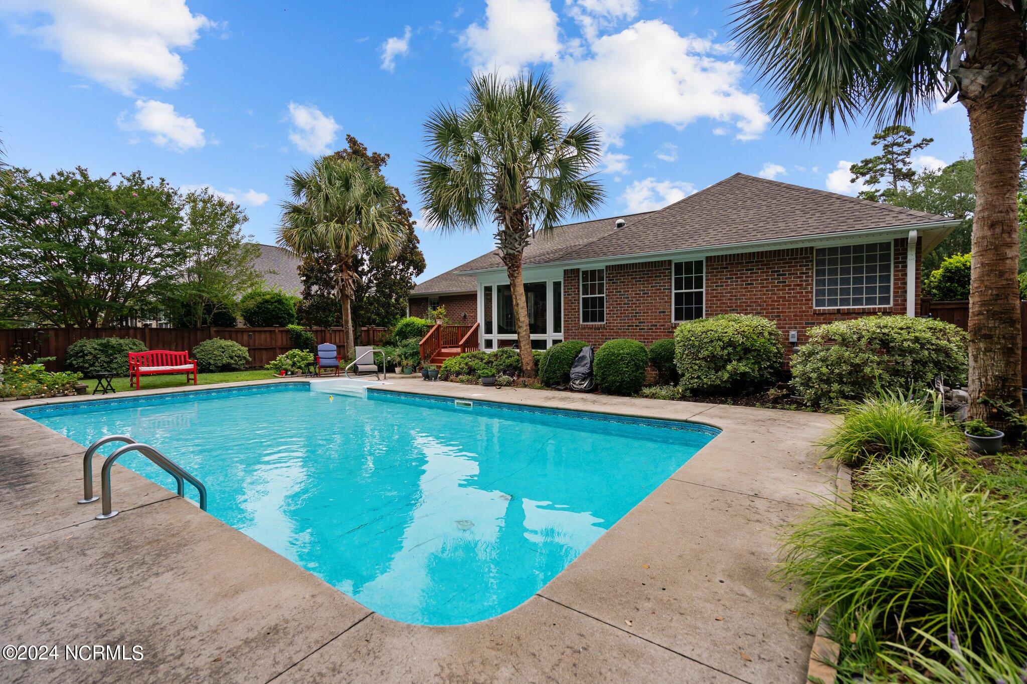 638 Sea Castle Court