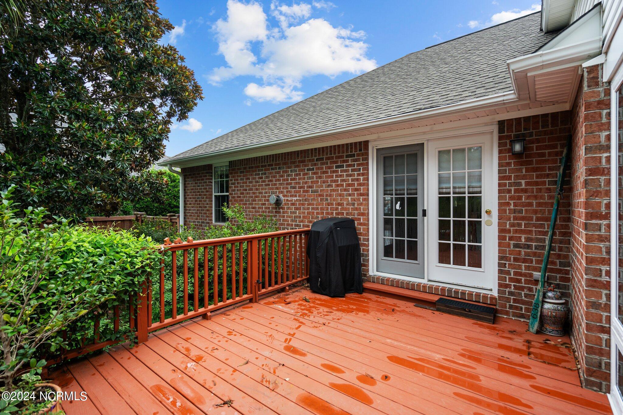 638 Sea Castle Court