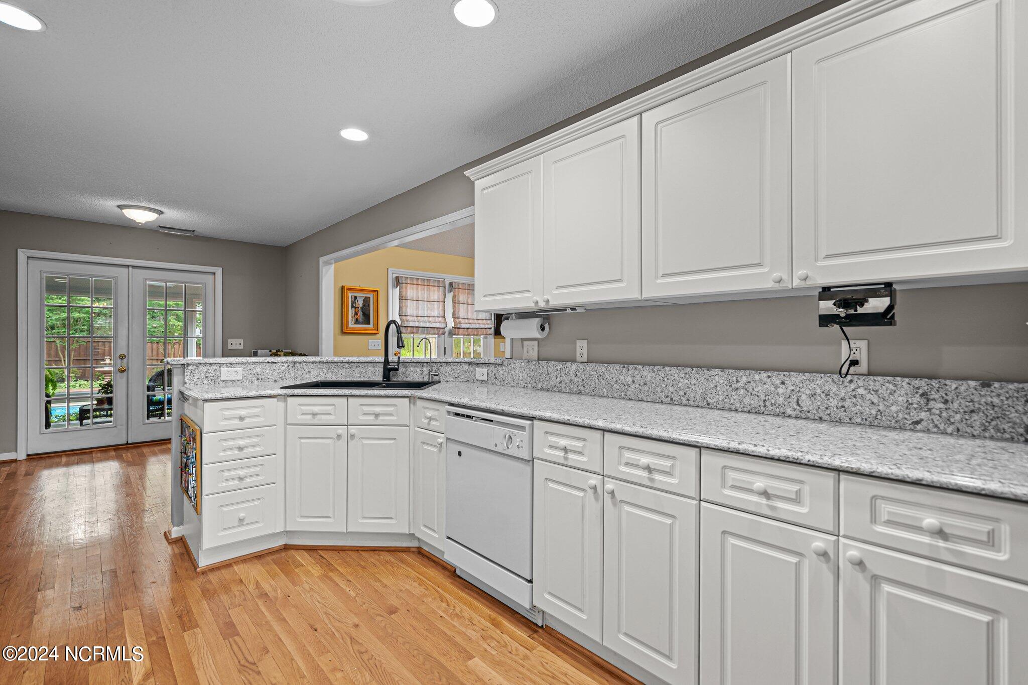 638 Sea Castle Court