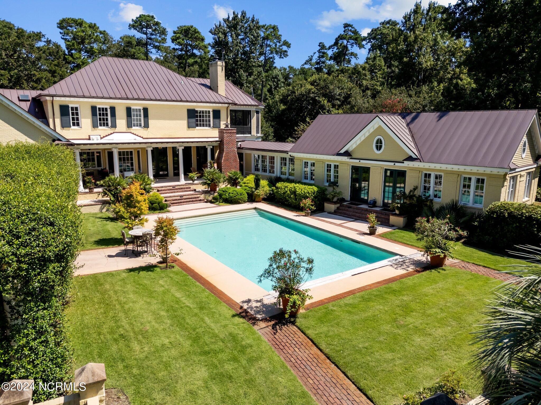 6417 Quail Run Road