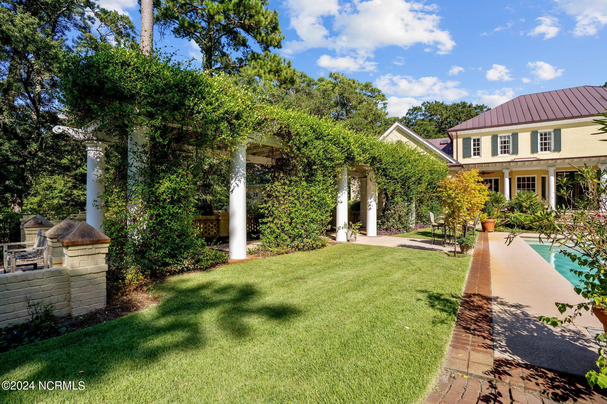 6417 Quail Run Road