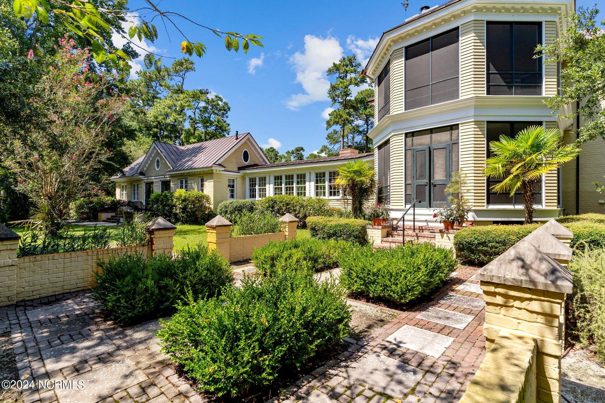 6417 Quail Run Road