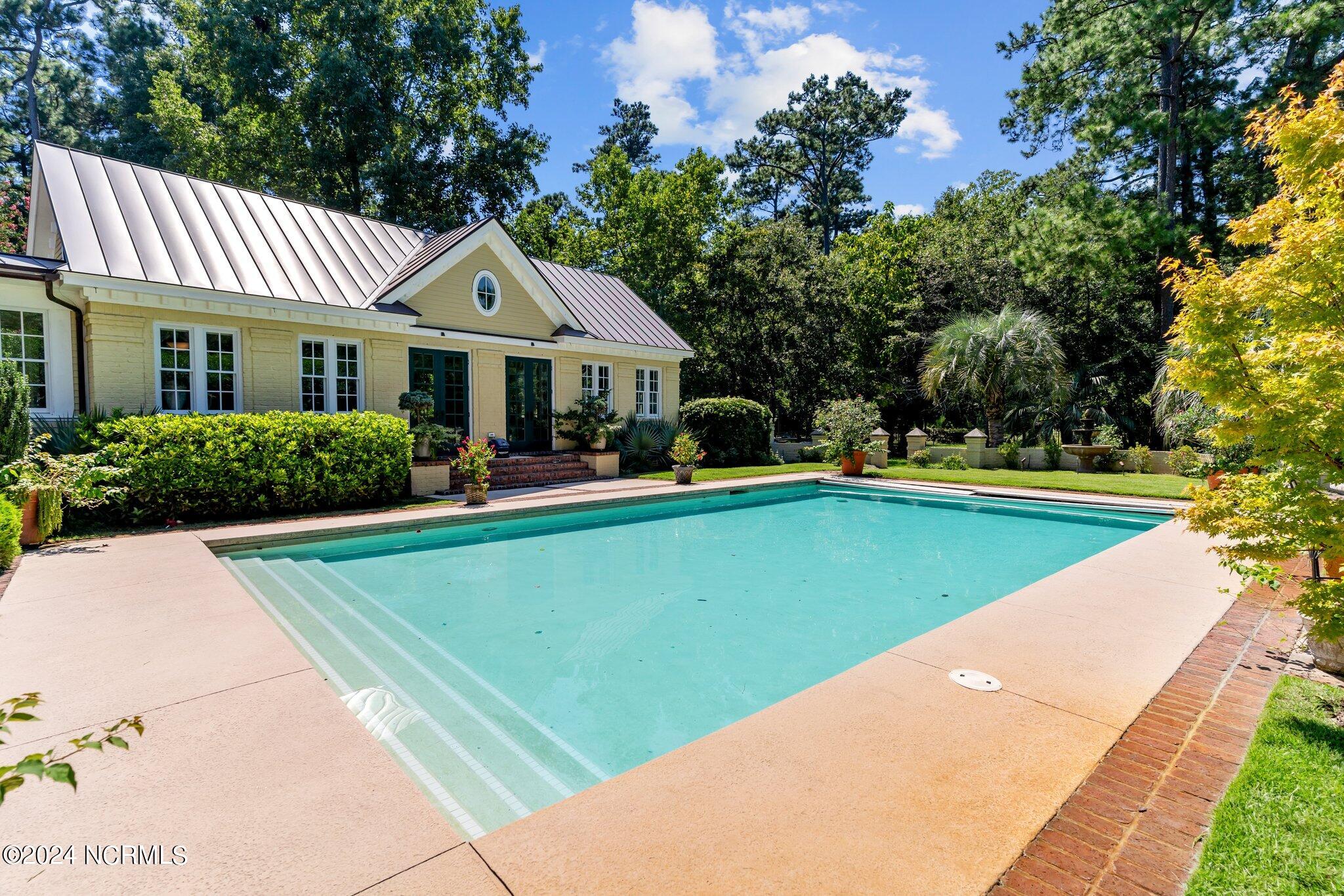 6417 Quail Run Road