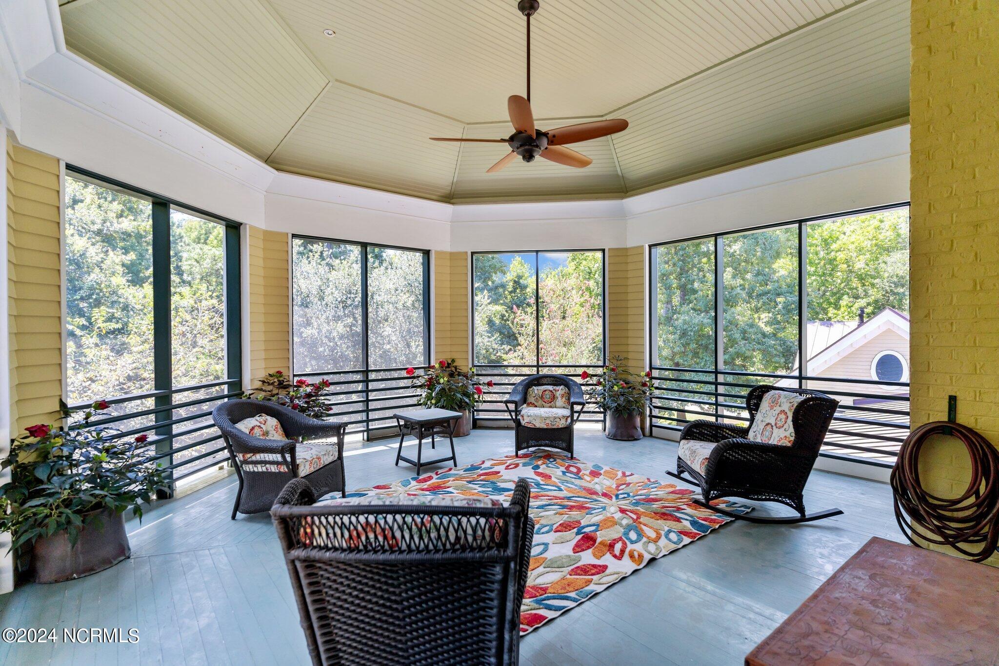 6417 Quail Run Road