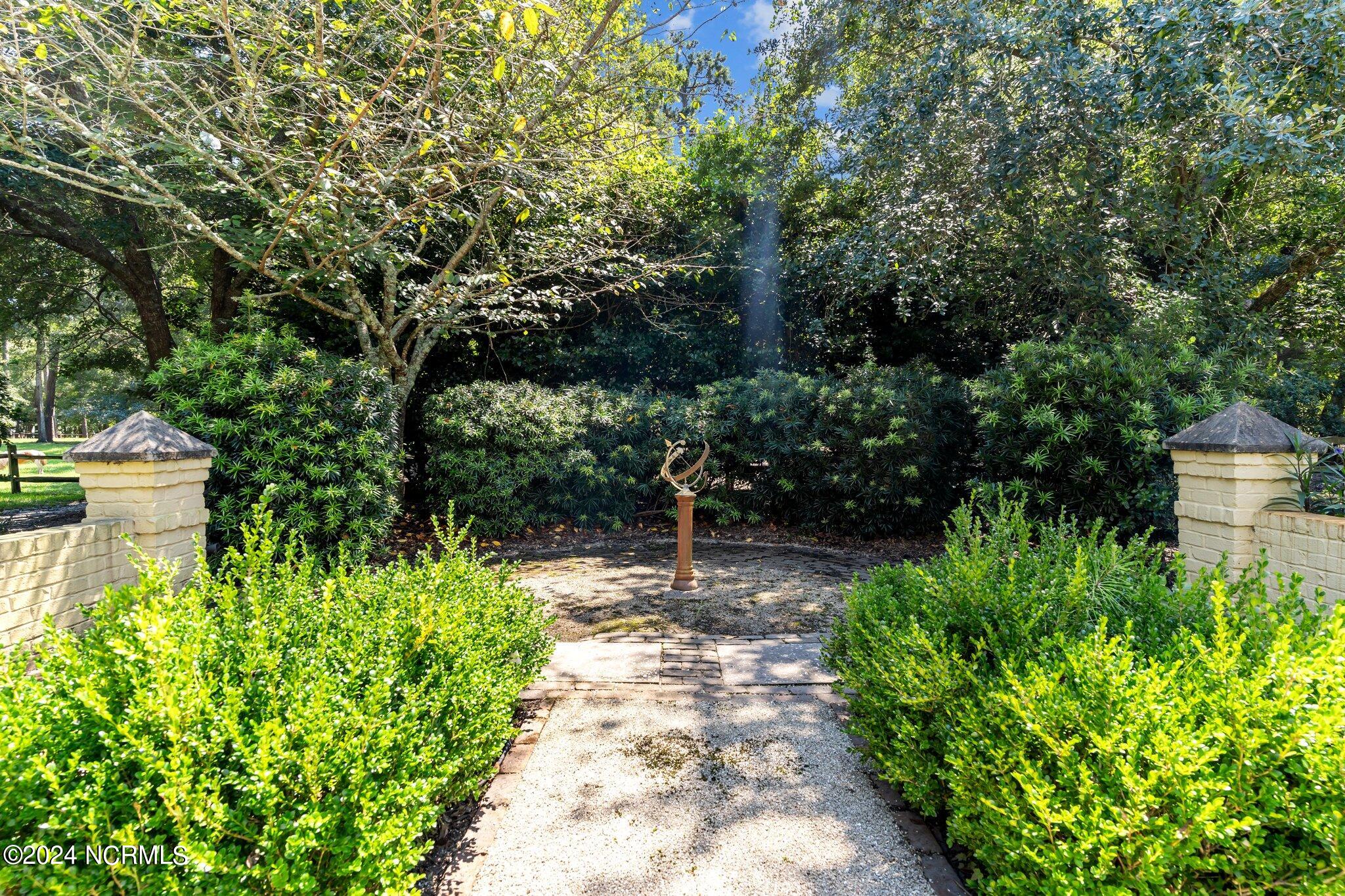 6417 Quail Run Road